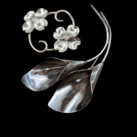 Vintage Stuart Nye Sterling Silver double Cala Lily Brooch - Picture 5 of 12